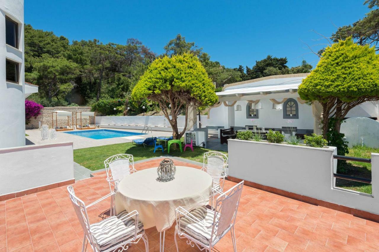 Una Villa Rhodes Ixia  Eksteriør billede